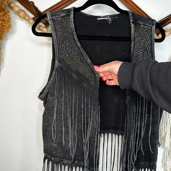 Harley Davidson Black Super Fringe Motorcycle Vest - Picture 3 of 6